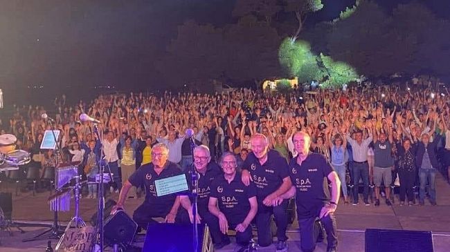 In migliaia per la festa dei 50 anni della Spa music