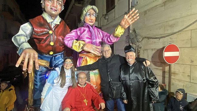Carnevale 2025, una domenica di festa per le strade cittadine