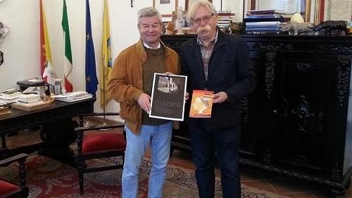 MAZARA – Lo scrittore fiorentino Edoardo Adacher in visita al Comune