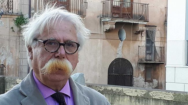 Cristaldi: “Io da sindaco non ho il potere per aprire i Porti