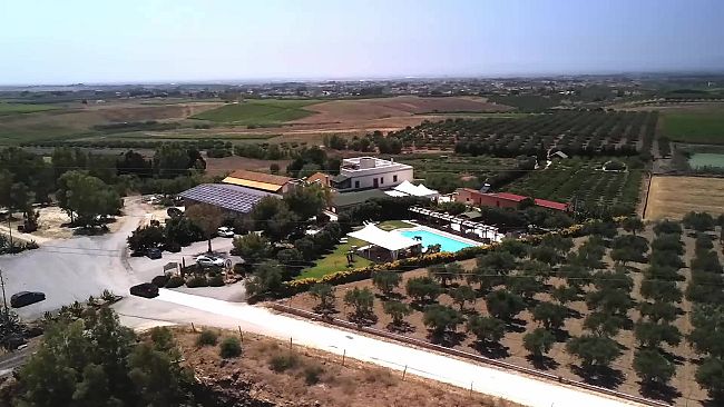 Misiliscemi, confermati all'agriturismo Vultaggio i Due Spicchi nella Guida Pizzerie d'Italia 2027 del Gambero Rosso