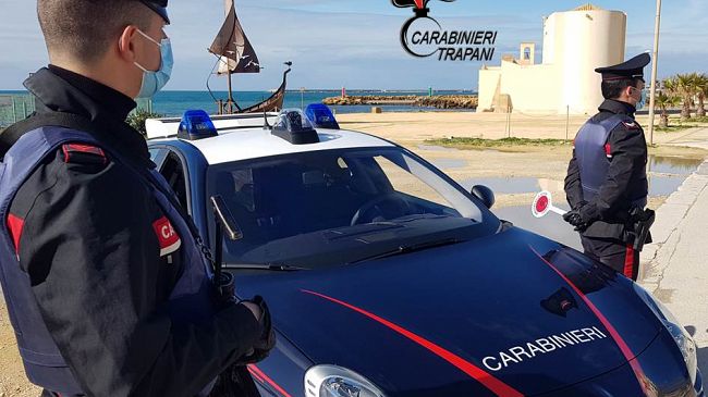 Controllo del territorio, 49enne denunciato. Chiusa stazione di servizio