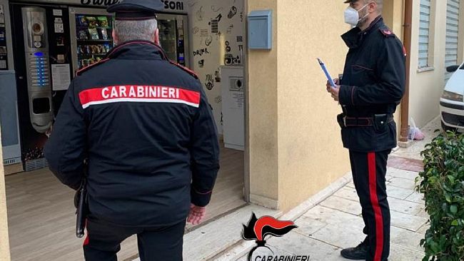 Castellammare del Golfo: furti ai distributori automatici. Tre denunciati