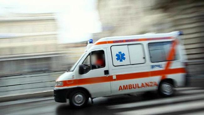Xitta, incidente all’altezza del ponte. Coinvolti una bicicletta e uno scooter