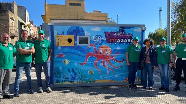 Mazara, in funzione l'eco-compattatore 
