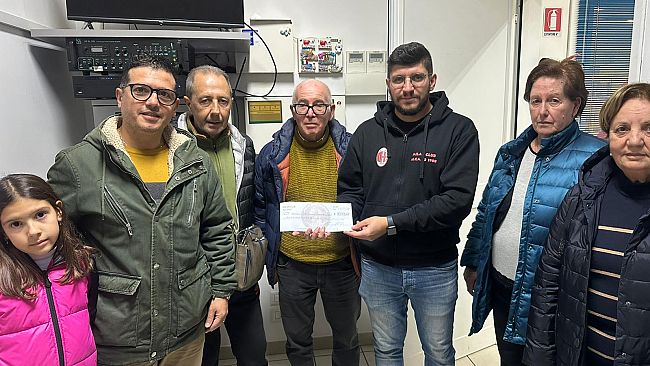 Tifo calcistico e solidarietà ad Alcamo: il Milan club dona 775 euro alla San Vincenzo per le Card Natalizie