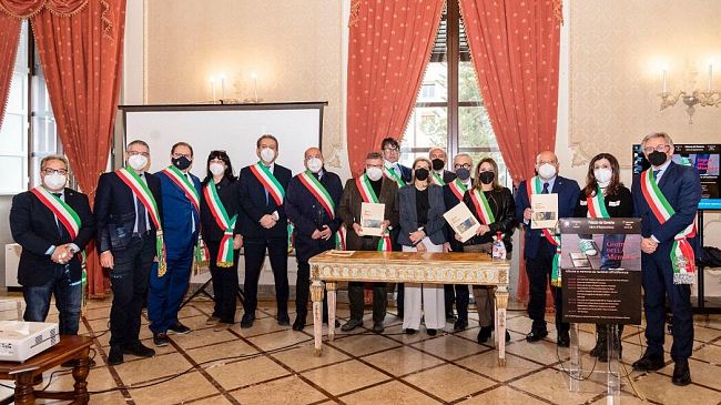 Prefettura, siglato dai sindaci della provincia un protocollo della memoria