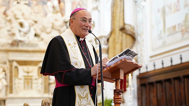 Monsignor Giurdanella agli studenti: affrontate gli esami con cultura, responsabilità e speranza nel futuro