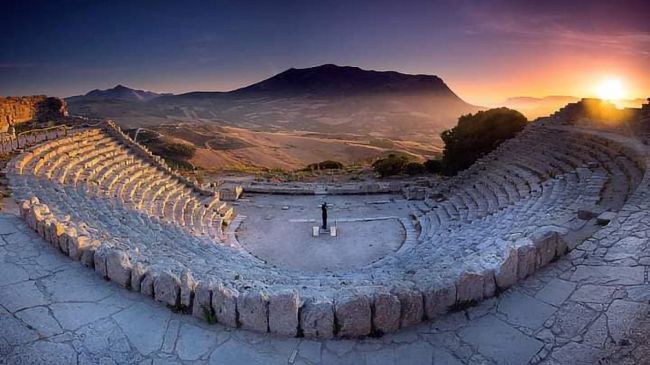 Presentato il cartellone del Segesta Teatro Festival 2022