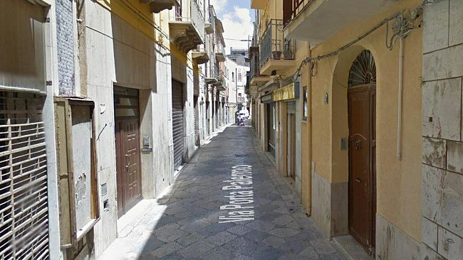 Mazara, si “nascondeva” a Brescia il giovane egiziano autore di violenza sessuale nel centro storico mazarese. Arrestato dalla Polizia