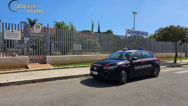 In tribunale con coltello al seguito, denunciati un 68enne e una 63enne