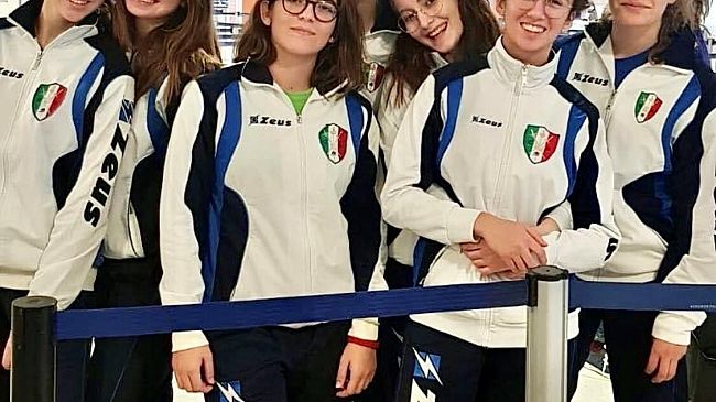 Mazara, circolo schermistico porta 7 atlete all’allenamento della nazionale U20 di sciabola femminile