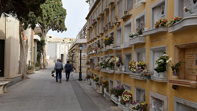 Cimitero di Marsara ampia l'orario di accesso per la ricorrenza di Ognissanti e Commemorazione Defunti 