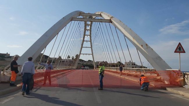 Il Comune si muove per un ponte carrabile e temporaneo sul fiume Arena 