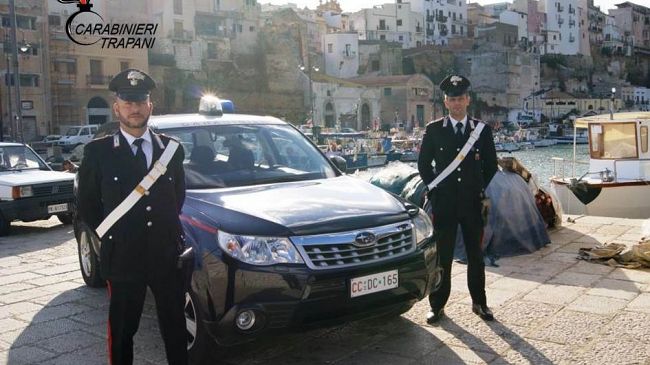 Sorpreso ad un posto di blocco con 350 gr di marijuana. Arrestato dai Carabinieri