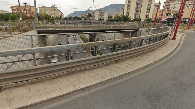 ​Tragedia evitata a Palermo: maresciallo della Finanza salva donna in procinto di togliersi la vita