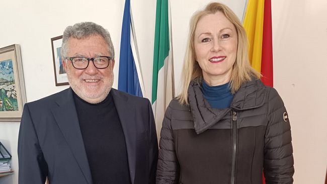 Il sindaco di Favignana Francesco Forgione nomina nuovo assessore, la consigliera Stefania Bevilacqua 
