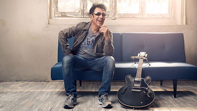 Edoardo Bennato in concerto al Teatro Impero di Marsala