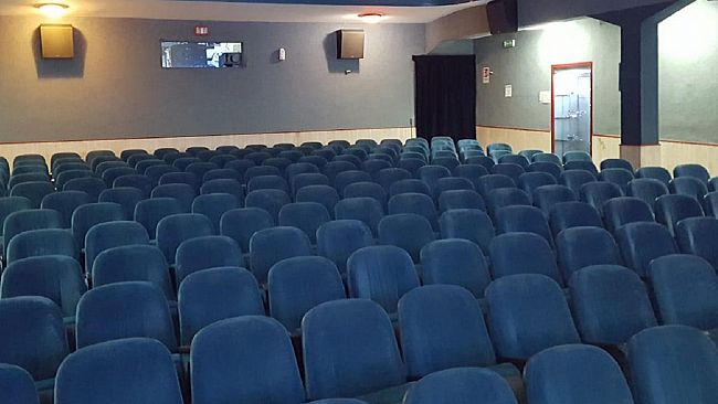 Oggi e domani al Cine Marconi guardi il film ed aiuti la nave Perseo