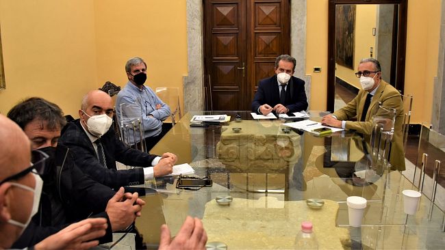 L'amministrazione Grillo incontra i rappresentanti sindacali