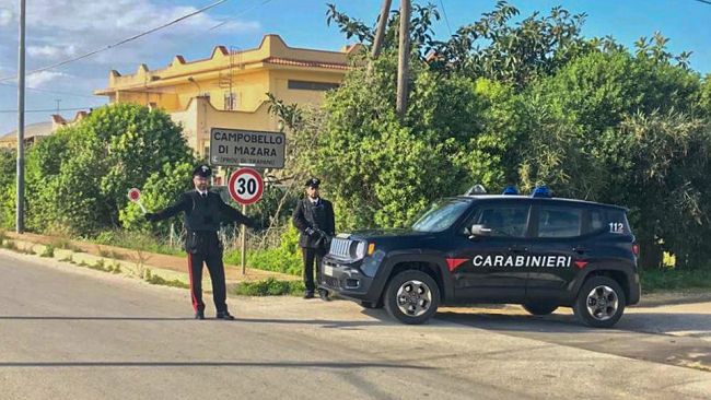 Campobello di Mazara. Carabinieri individuano discarica abusiva: sequestrata l’area e denunciato il proprietario