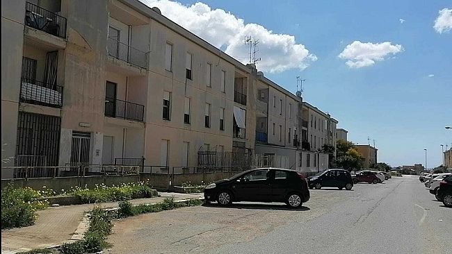 Mazara Due, fra i molti problemi quello delle case abusive e della residenza