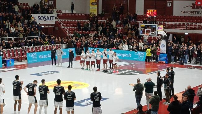 Basket. LBA, altra partita farsa al PalaShark contro Trento