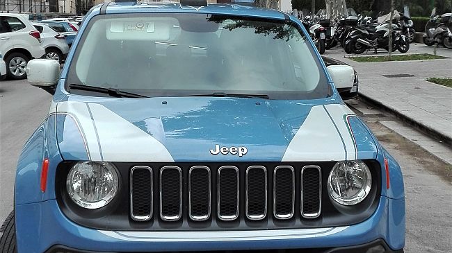 Ingerisce oltre 30 ovuli di eroina: arrestato dopo il ricovero
