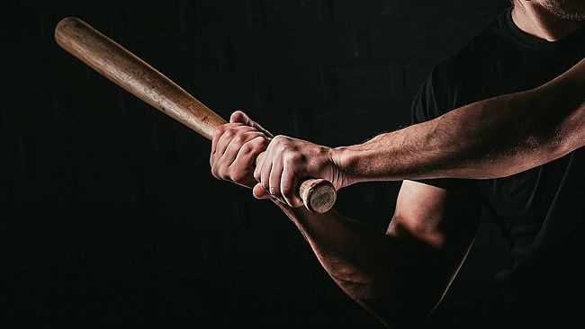 Giovane castelvetranese aggredito a Marsala insieme alla fidanzata 