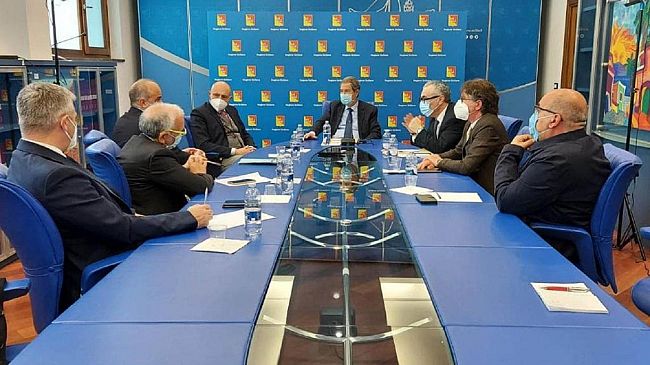 Sull’ospedale di Castelvetrano incontro alla Regione tra Musumeci e i sindaci