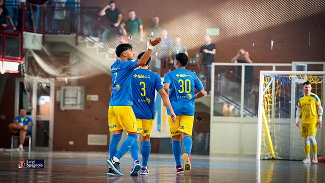 Il Futsal Mazara sfida l'Eur Calcio a 5 (Roma) in casa. Calcio d'inizio alle 15.30  