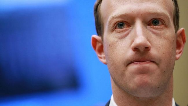 Dopo ore tornano attivi Facebook, Whatsapp e Instagram. Le scuse di Zuckerberg