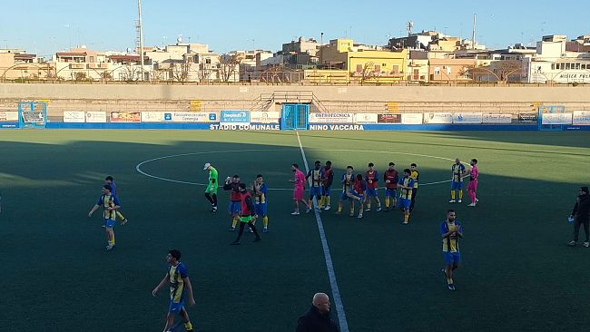Mazara Calcio, importante vittoria in casa contro il Casteldaccia. Il presidente Asaro si dimette al termine del match  