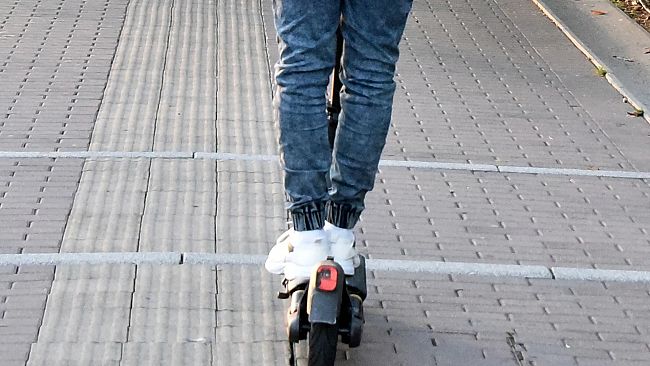 Mazara, bambina investita da un monopattino nel centralissimo Corso Umberto I 