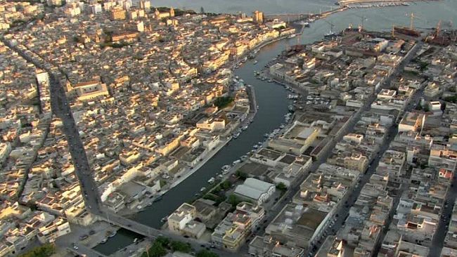 “A novembre a Mazara la conferenza internazionale sulla Libia”, la proposta de “Il Duemila.