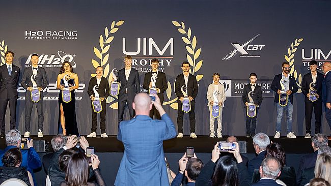 Il campione mondiale di Acquabike Davide Di Maio, premiato al gala di Montecarlo