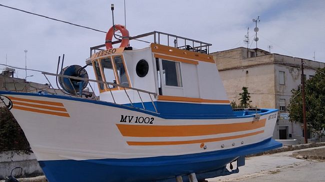 La nave Perseo è tornata a solcare il mare di Marinella di Selinunte