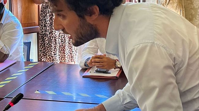 Erice, Vultaggio:«cartelli stradali non idonei nella strada per salire in vetta»