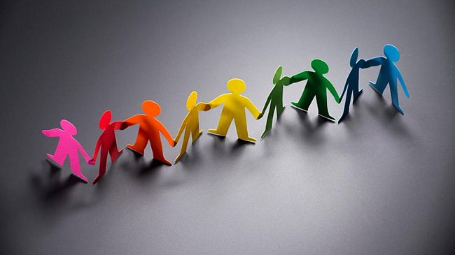 Famiglie arcobaleno: La Cgil dice “no” alle discriminazioni. Richiesta al sindaco Tranchida