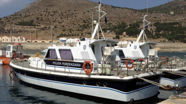 Fondi esauriti, stop agevolazioni trasporti Egadi. Uil: politica intervenga e ripristini base navale