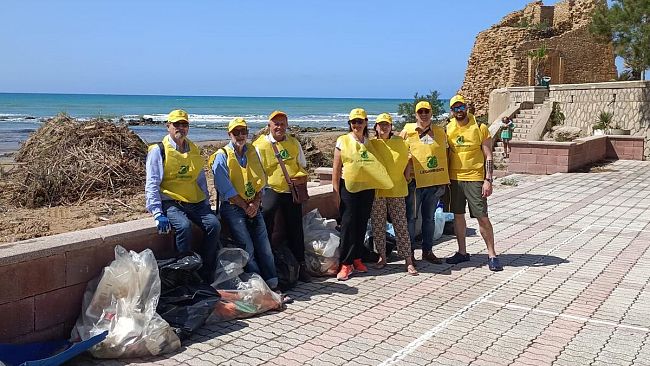Legambiente Crimiso ha pulito la spiaggia di Tre Fontane