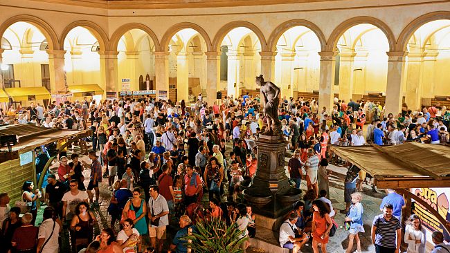 Trapani, Stragusto celebra il cibo da strada