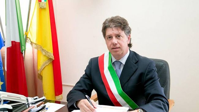 Campobello, coronavirus: sospese sino al 3 aprile tutte le attività pubbliche e private che comportano assembramento di persone