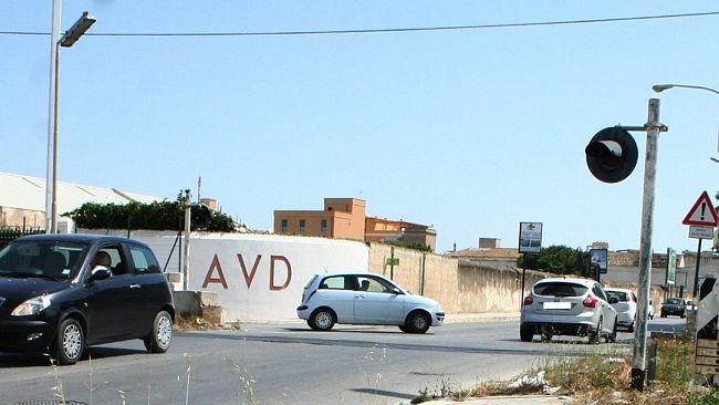 Marsala, si eliminano 10 passaggi a livello. Il sindaco di Girolamo: “Svolta epocale per la città”