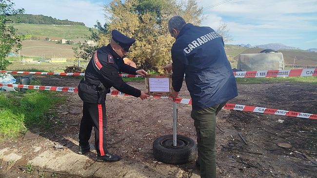 Partinico: scoperta una discarica abusiva di rifiuti a due passi dal centro abitato