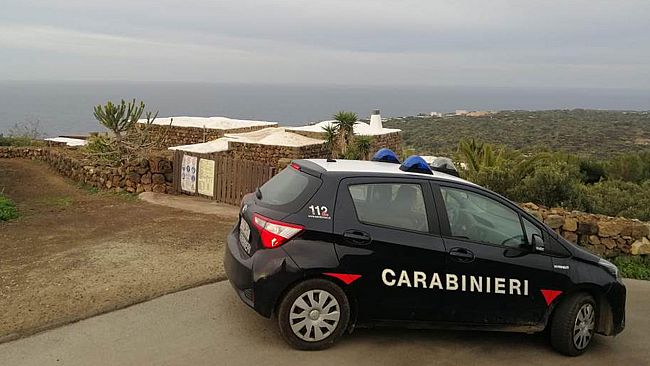 Pantelleria, festa clandestina notturna: 7 giovani sanzionati