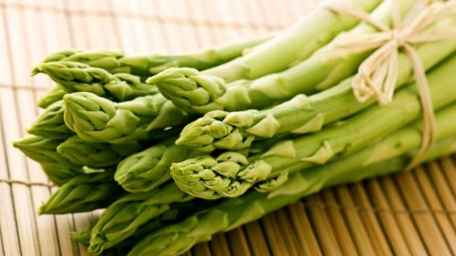 E-State in forma / Proprietà nutritive degli asparagi.