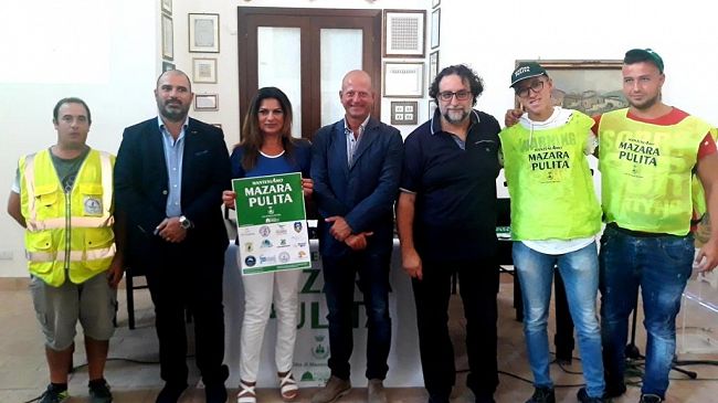 “MANTENIAMO MAZARA PULITA”, Presentati gli spot: testimonial Tony Sperandeo