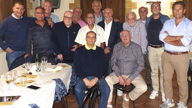 Alcamo, la VB dell’I.T.G. “G. Caruso” si ritrova a 45 anni dal diploma