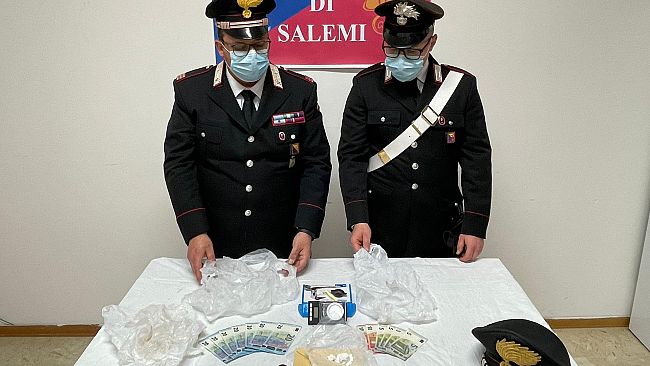 Salemi, arrestato dai Carabinieri corriere della droga